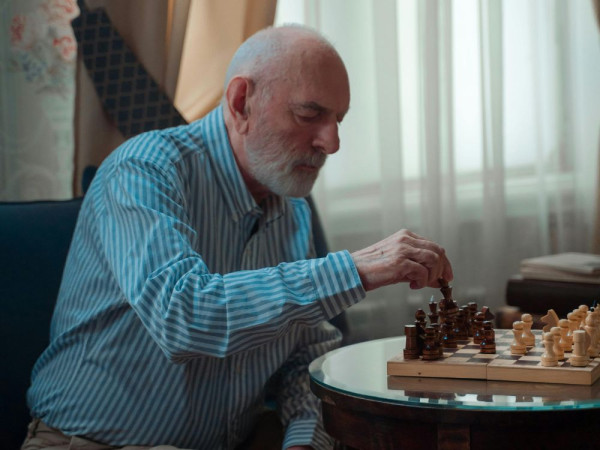 How to Help Seniors Losing Their Memory?