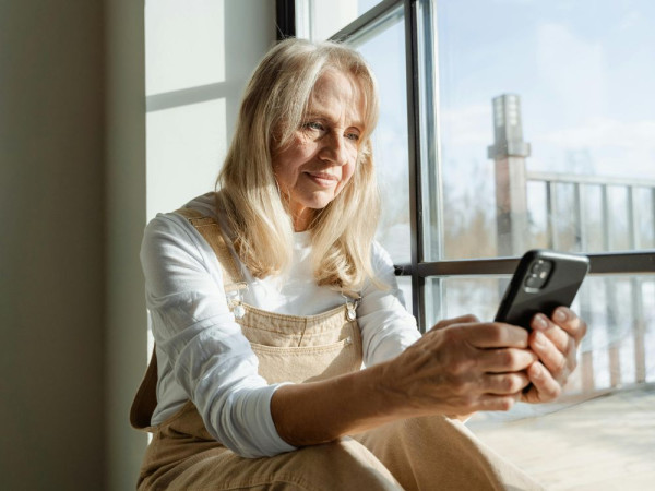 Quel smartphone pour une personne âgée ?